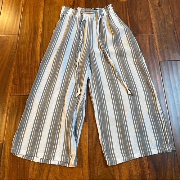 Angie Pants - Angie rayon striped black white cropped tie waist pants Made in India Medium